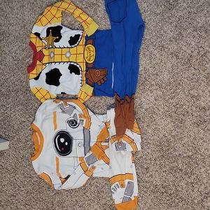 Disney store size 6 pjs